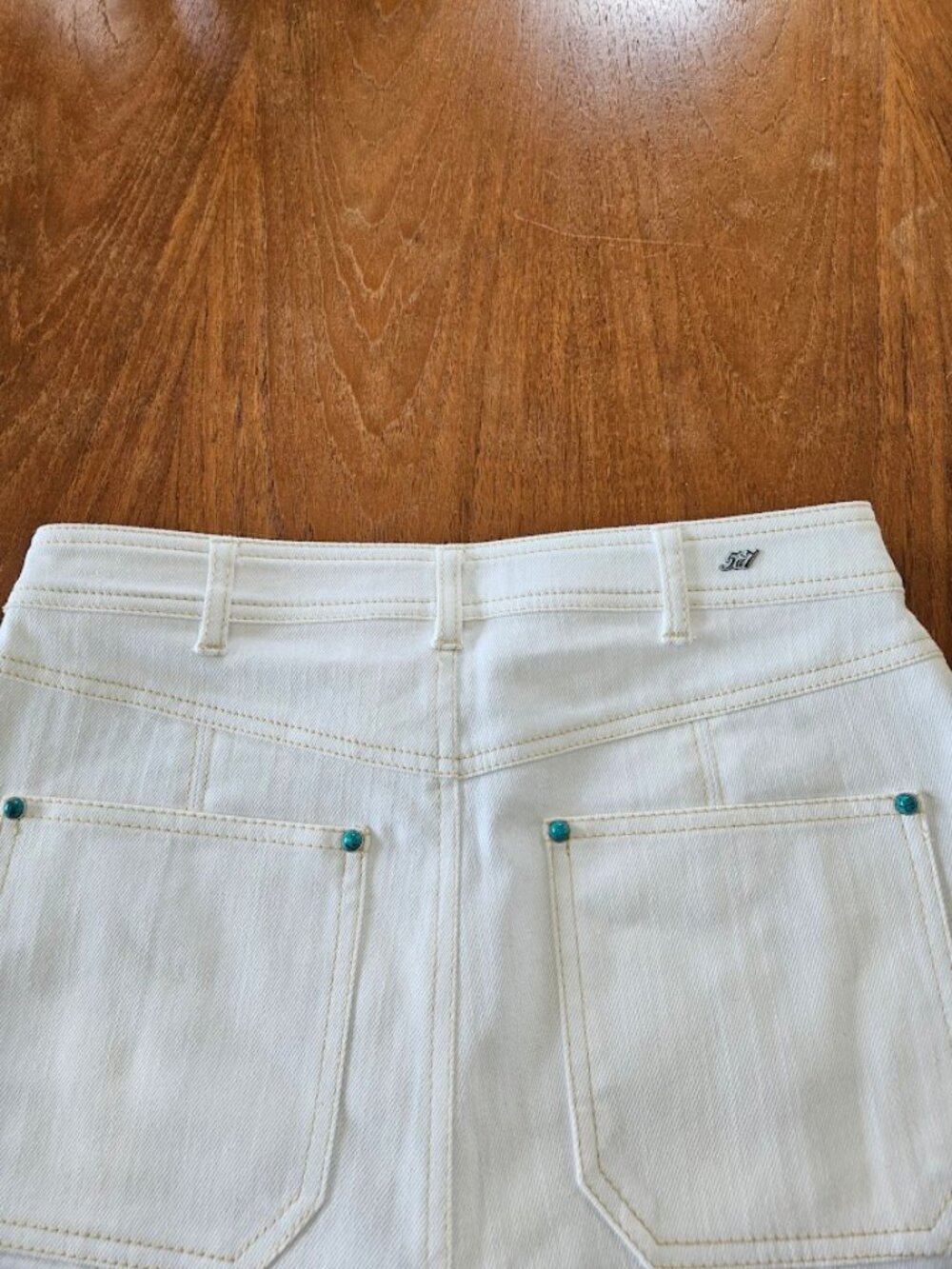 Cinq a Sept Turquoise Embellished Ceil Shorts Denim White 4 - Picture 8 of 12